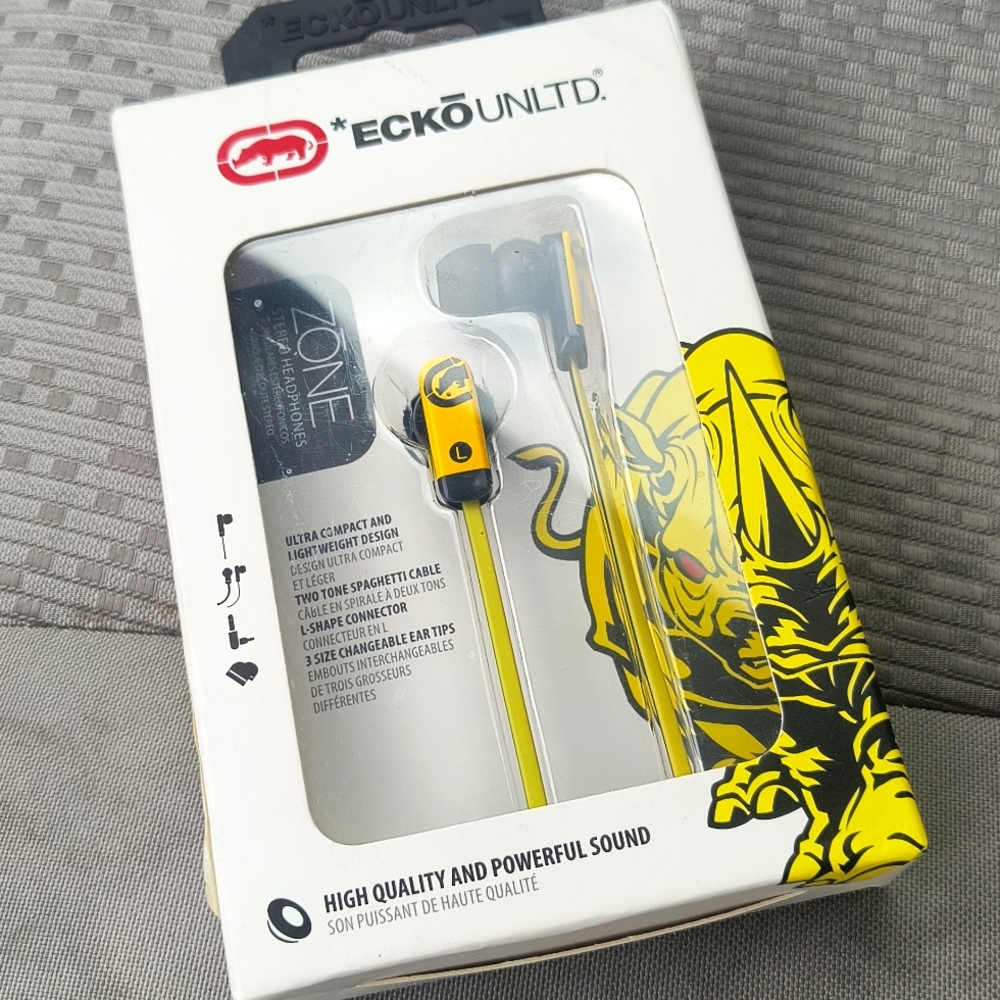 SALE! ECKO UNLTD Wired ZONE Compact Earbud Headphones NEW IN BOX